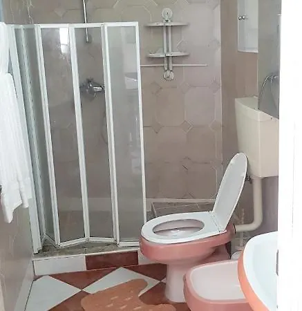 House With 2 Bedrooms In With Shared Pool Furnished Balcony And Wifi 600 M From The Beach * Apúlia